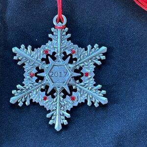 Avon 2017 Pewter Christmas Ornament with Tassel